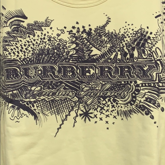 📍SOLD📍Burberry sweatshirt NWT - Picture 4 of 5